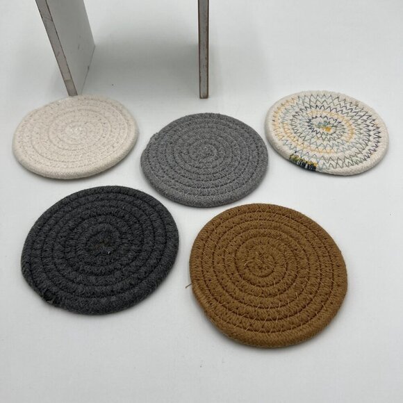 Round Coasters Set of 5, Cotton Woven Braided Hot Pads Place Mats Heat-Resistant - Picture 5 of 7